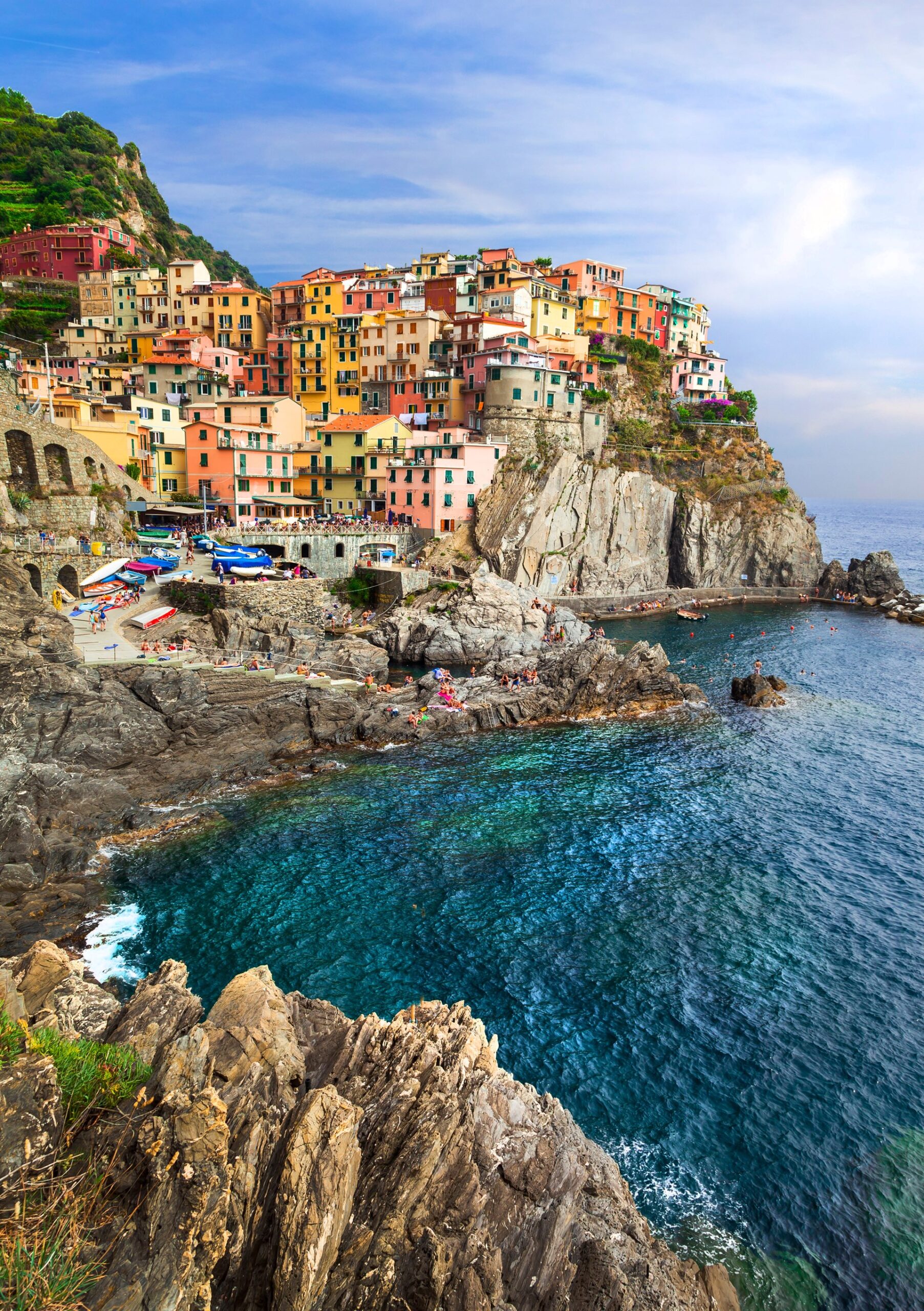 beautiful places of Italy - Manarola village, Cinque terre https://bigmantaboattour.it/wp-content/uploads/2025/02/big-manta-tour-cinque-terre-scaled.jpg